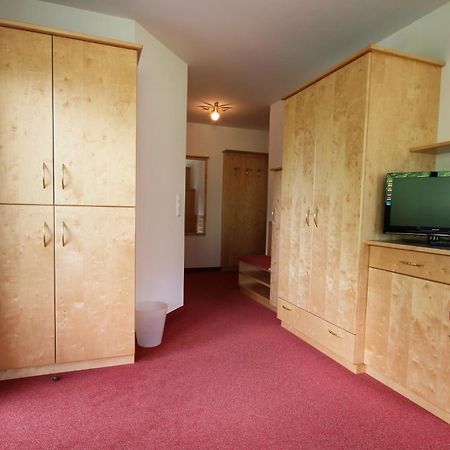 Hotel Garni Sonnblick Bad Kleinkirchheim Chambre photo