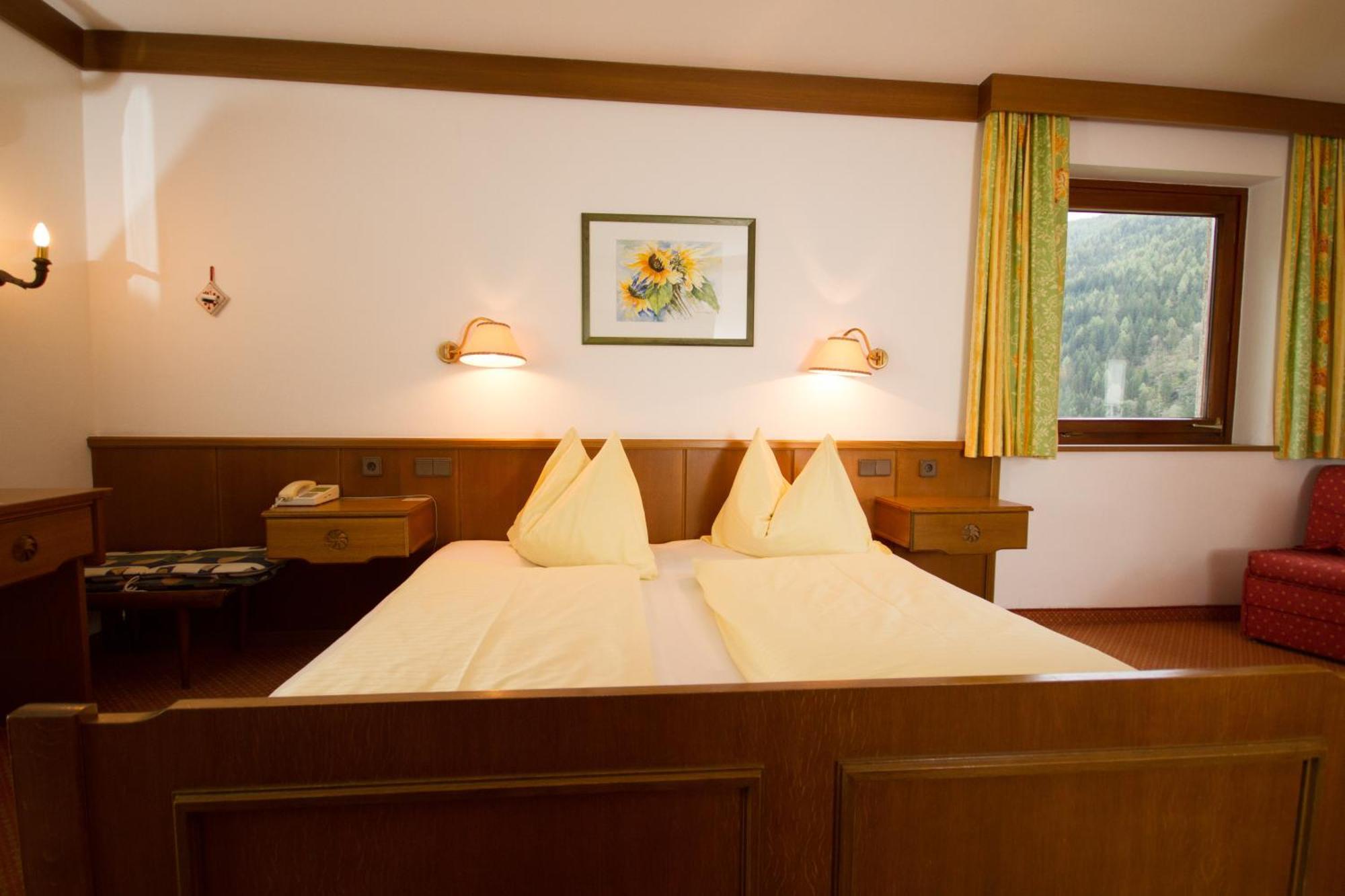 Hotel Garni Sonnblick Bad Kleinkirchheim Chambre photo